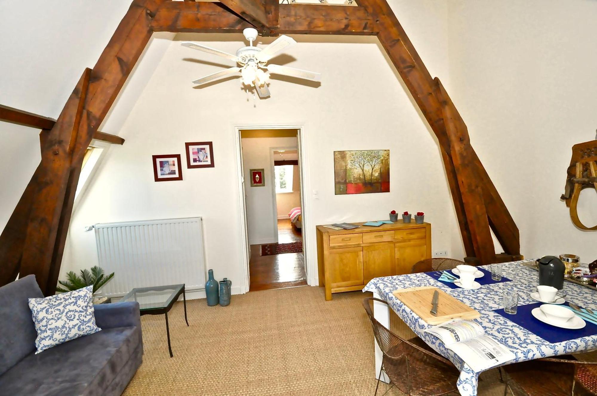 Chateau De Bellevue B&B Et Appartements Avec Piscine Saisonal Chauffee Et Chambres Partout Climatisees Saint-Avit  Exteriör bild