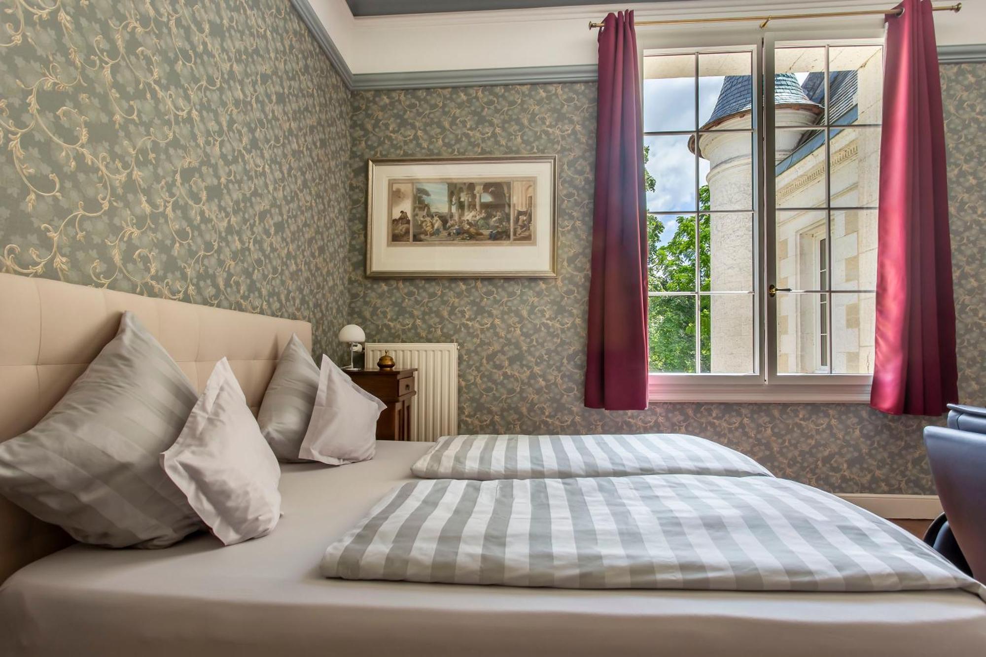 Chateau De Bellevue B&B Et Appartements Avec Piscine Saisonal Chauffee Et Chambres Partout Climatisees Saint-Avit  Exteriör bild